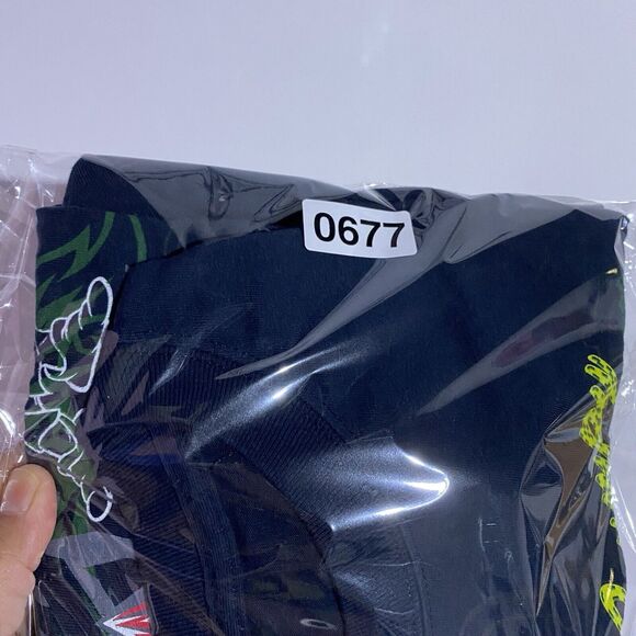 Grumpy T-shirt Mens Large Black Walt Disney World Hanes Snow White Dwarf Casual - Picture 9 of 9